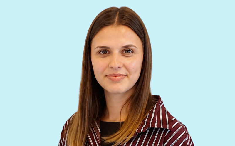 Schneider Elena blau 1